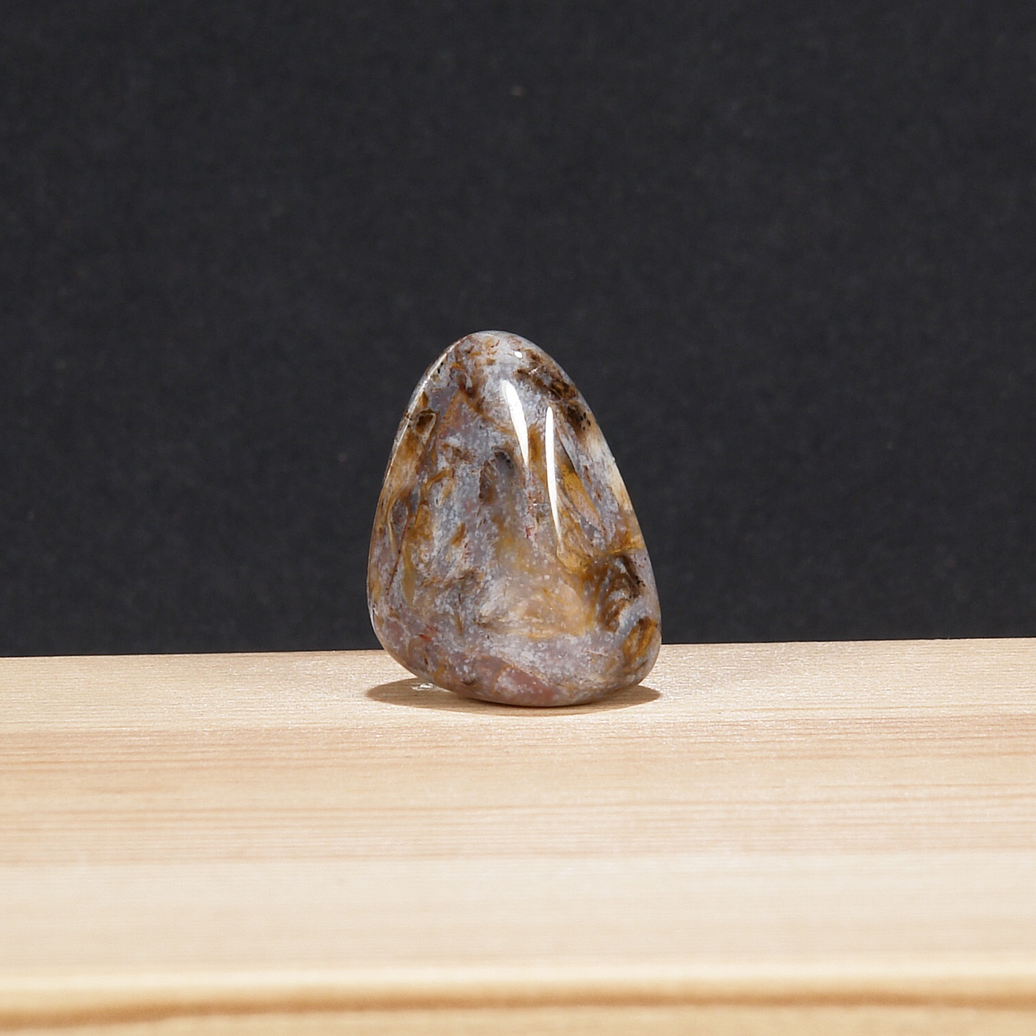 Pietersit VV1704XVIII-62