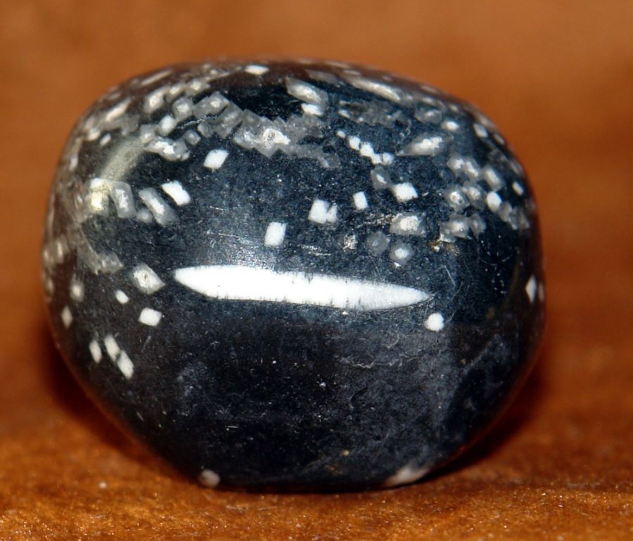 Chryzantémový kámen 18