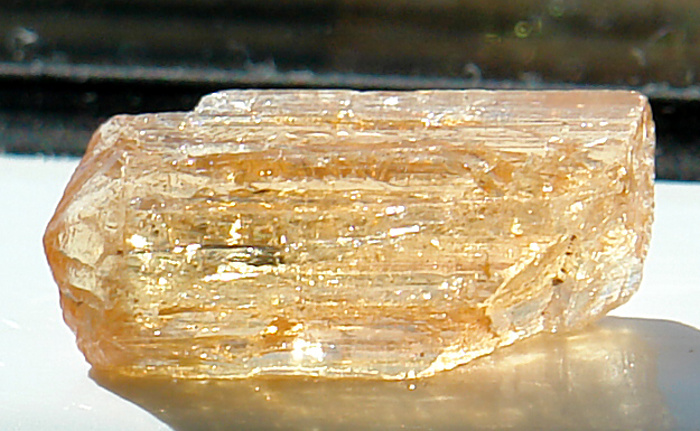 Zlatý topaz imperial D3
