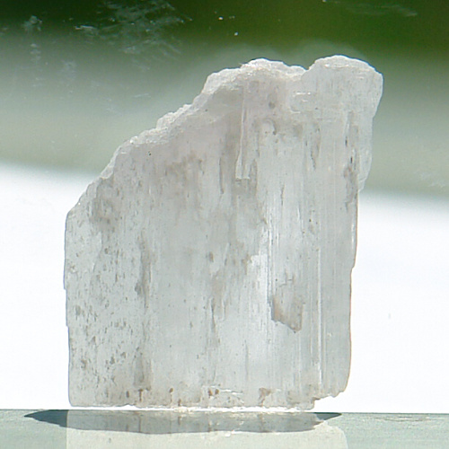 Kunzit krystal P01