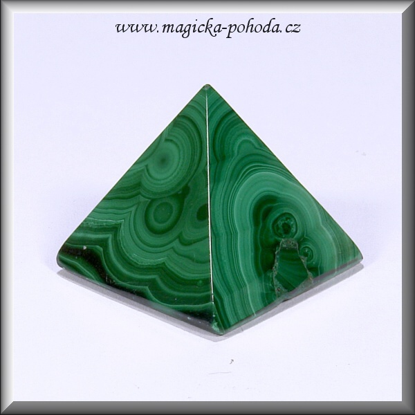 Malachit pyramida K1411XI011