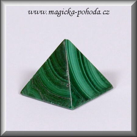 Malachit pyramida K1411XI015