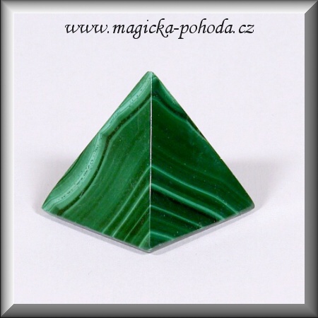 Malachit pyramida K1411XI017