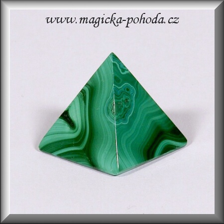 Malachit pyramida K1411XI026