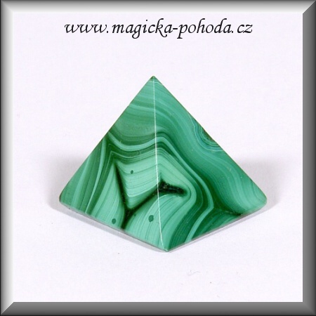 Malachit pyramida K1411XI026