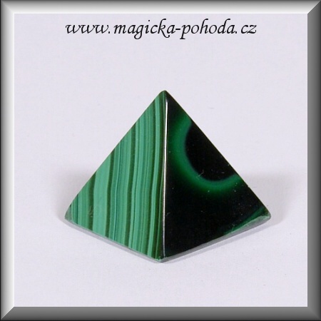 Malachit pyramida K1411XI037