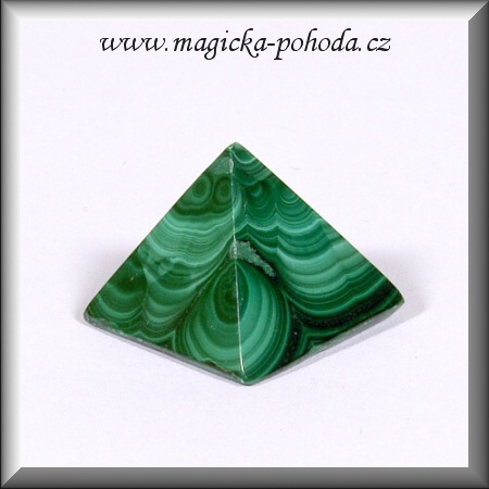 Malachit pyramida K1411XI038