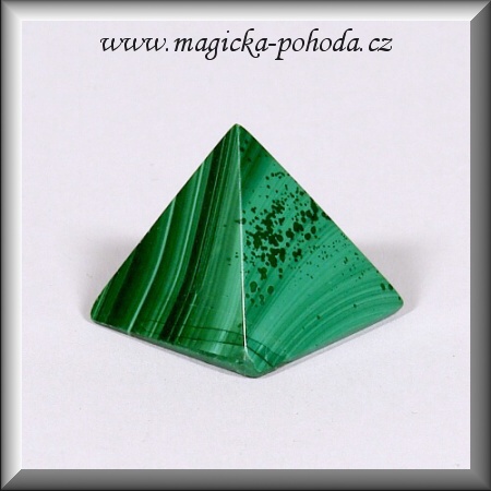 Malachit pyramida K1411XI044
