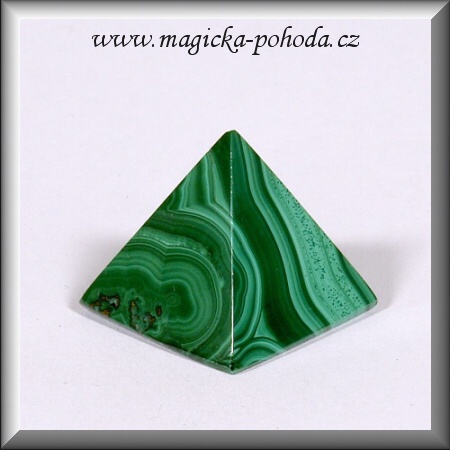 Malachit pyramida K1411XI045
