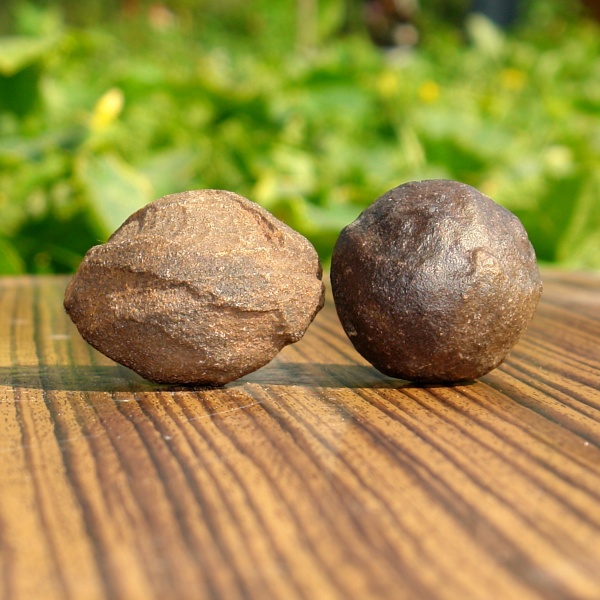 ***MOQUI MARBLES*** pár N081166