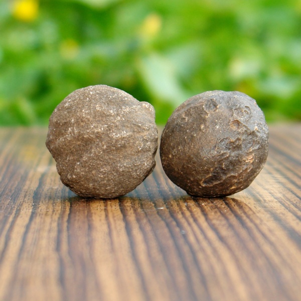 ***MOQUI MARBLES*** pár N081185
