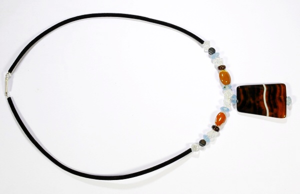 Náhrdelník Sardonyx-Křišťál-Granát-Akvamarín-Onyx-Jaspis červený VV016 - zapínání kov