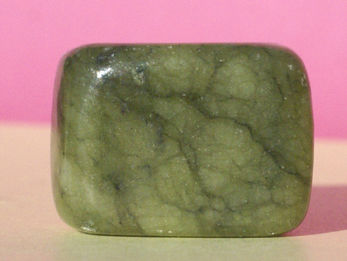 Nefrit Kanadský 18