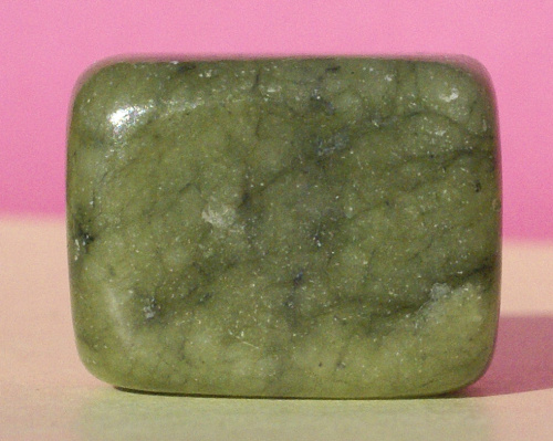 Nefrit Kanadský 18