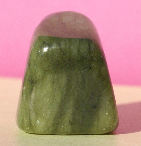 Nefrit Kanadský 19