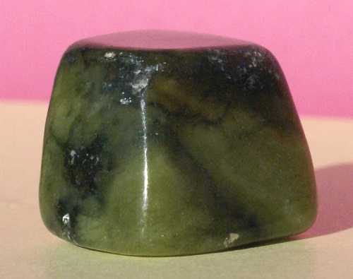 Nefrit Kanadský 20