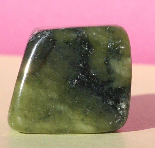 Nefrit Kanadský 20