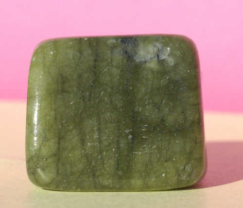 Nefrit Kanadský 22