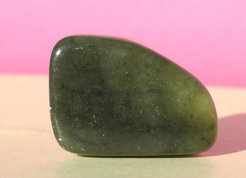 Nefrit Kanadský 24
