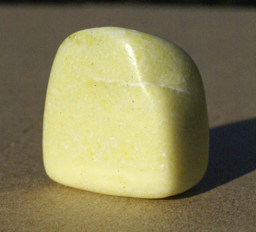Nefrit žlutý 04