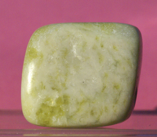 Nefrit žlutý 13