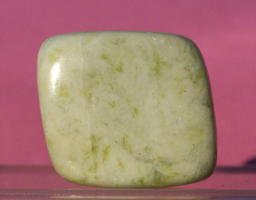 Nefrit žlutý 13