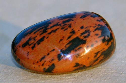 Obsidián mahagonový 01