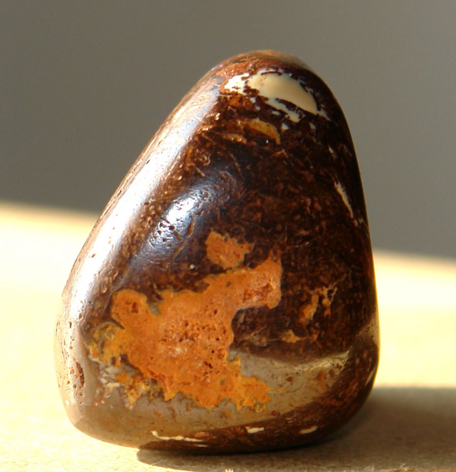 Opál Boulder 11