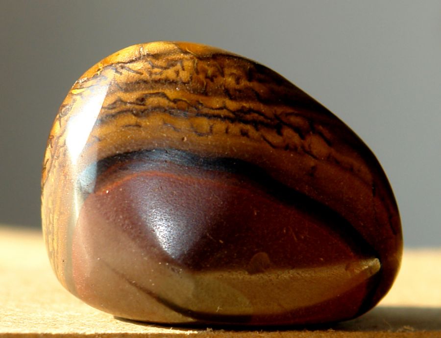 Opál Boulder 12