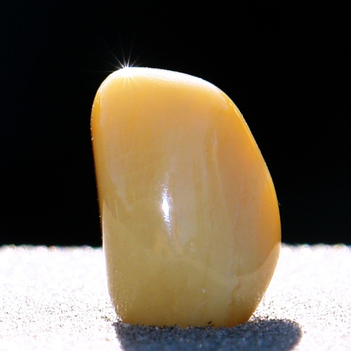 Opál žlutý 87