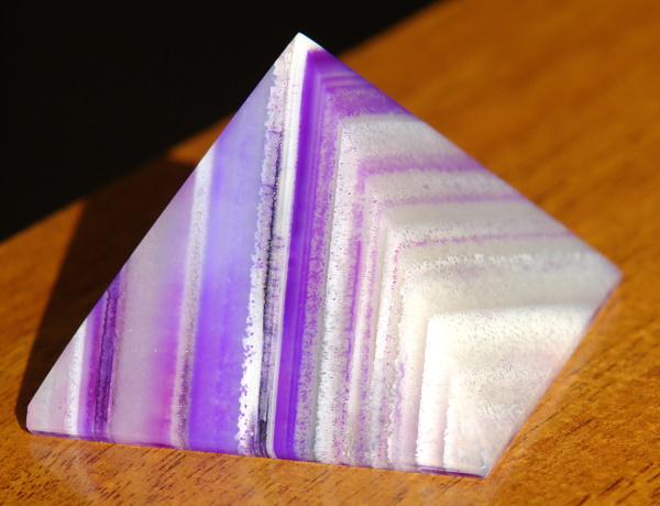 Pyramida Achát CH21