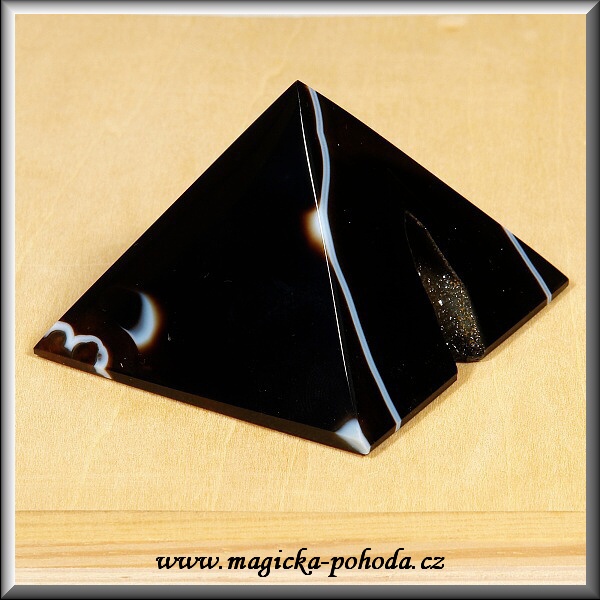 Pyramida Achát CH1503XIII-61
