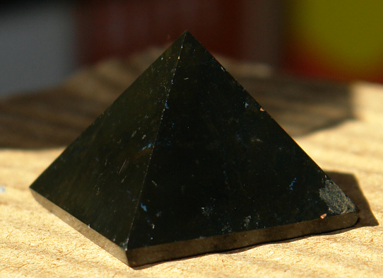Pyramida Achát 10 P