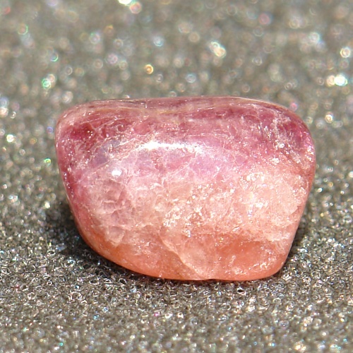 Turmalín P057