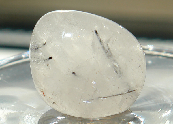 Turmalín v křišťálu P14