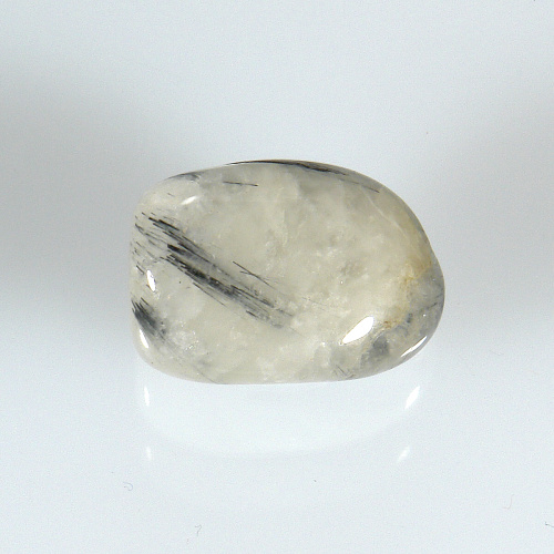 Turmalín v křišťálu P52