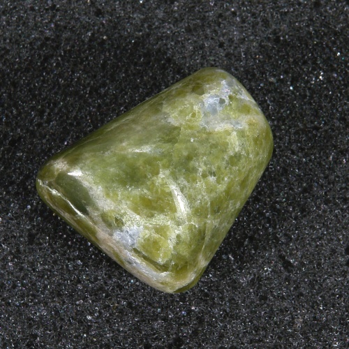 Vesuvián - Vesuvianite 039