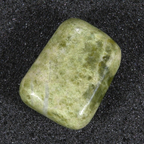 Vesuvián - Vesuvianite 050