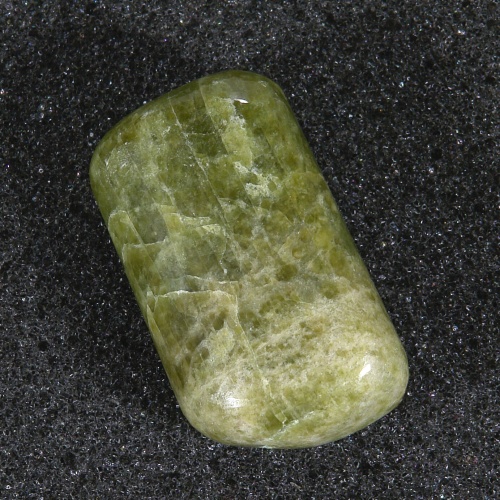Vesuvián - Vesuvianite 051