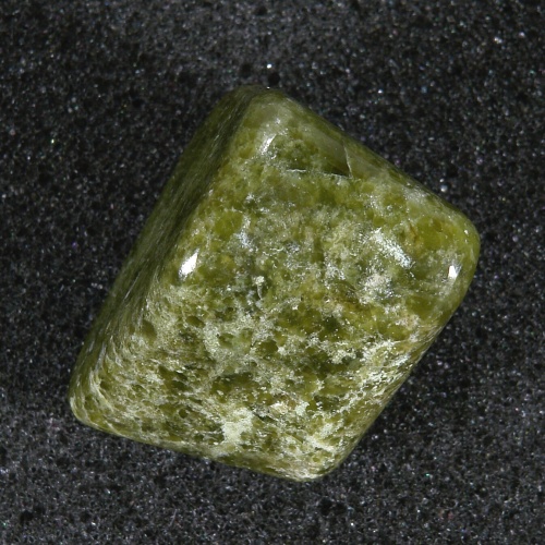 Vesuvián - Vesuvianite 061