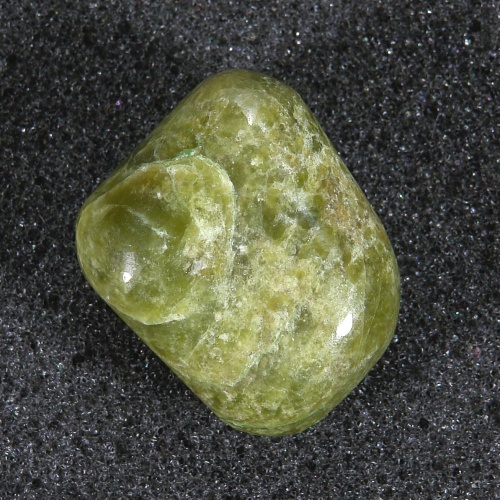 Vesuvián - Vesuvianite 068