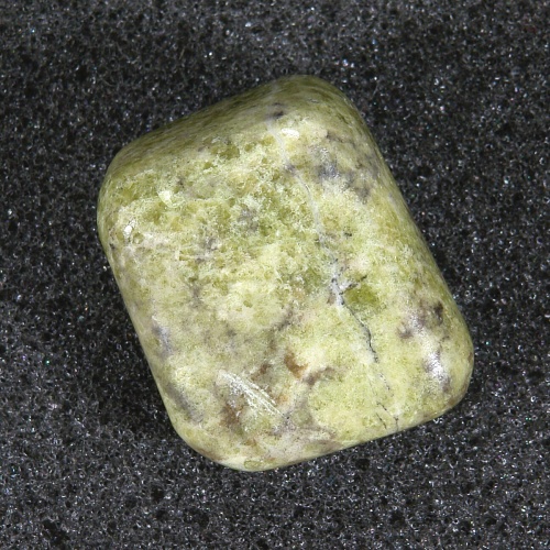 Vesuvián - Vesuvianite 078