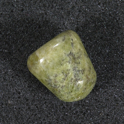 Vesuvián - Vesuvianite 104